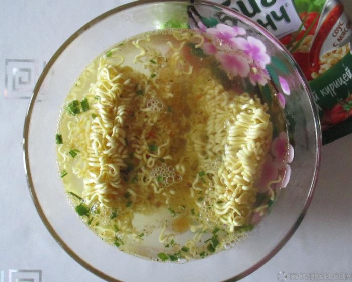 
                            Лапша &laquo;Биг Ланч&raquo; с тушёной курицей и луком
                         - отзывы